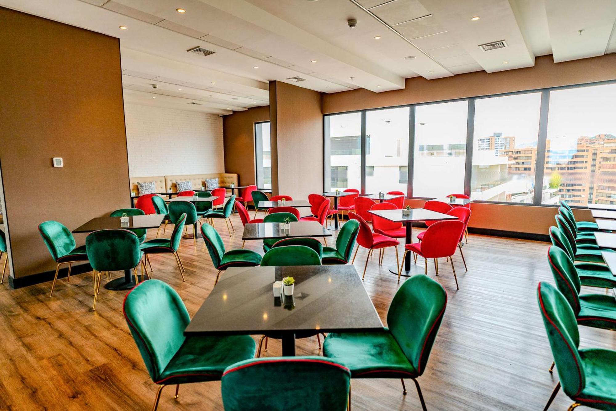 Hampton By Hilton Santiago Las Condes エクステリア 写真